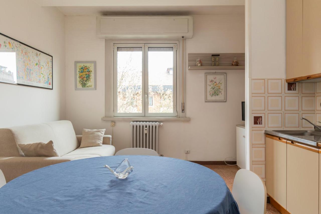 I Host Apartment - Giambellino 40 Милано Екстериор снимка