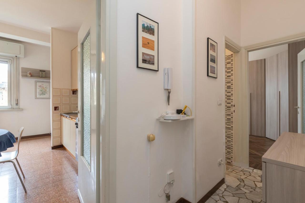 I Host Apartment - Giambellino 40 Милано Екстериор снимка
