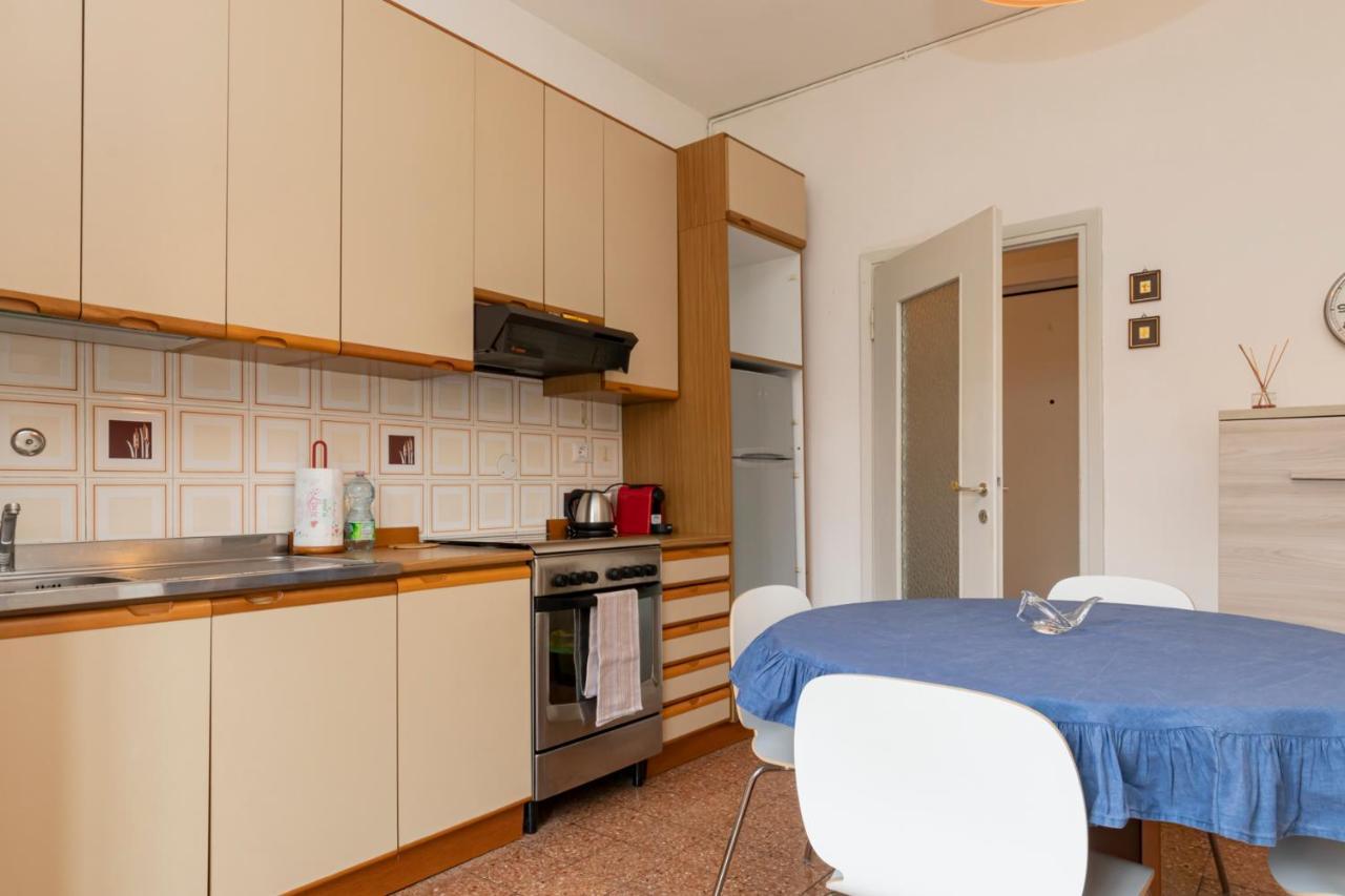 I Host Apartment - Giambellino 40 Милано Екстериор снимка